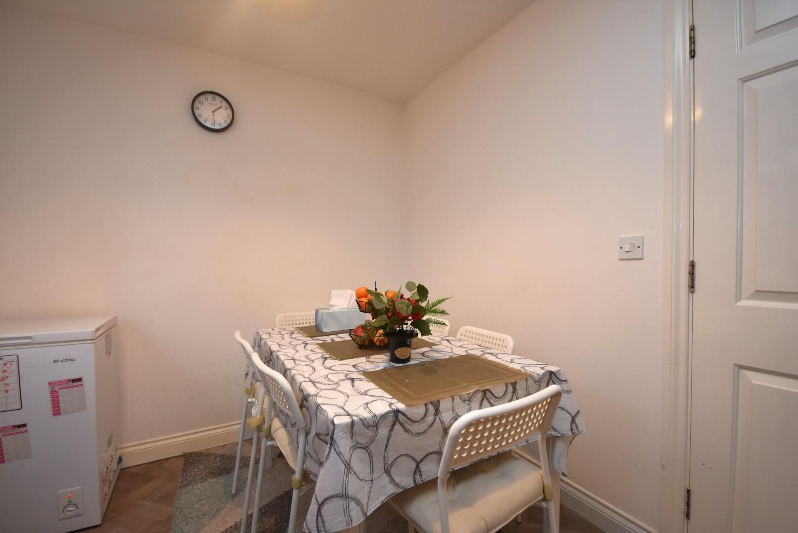 16 Armoury Drive, Cardiff, CF14 4NP